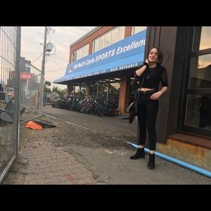 Meet your Posher, Alex